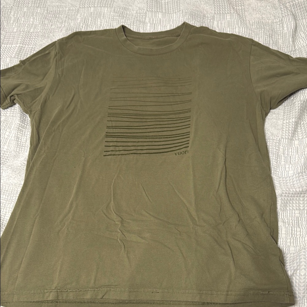 Vuori Men's Olive Green T-Shirt